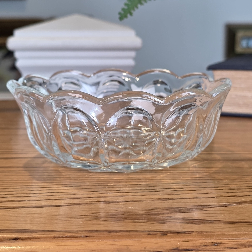 Vintage Scalloped Edge Clear Pressed Glass Candy Dish - Starburst Base 5"